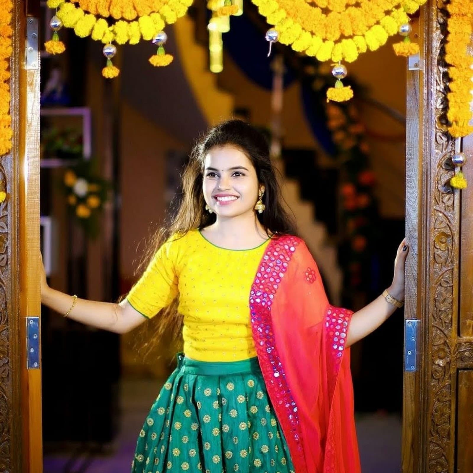Divya Vlogs
